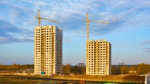 قوانين تملك السوريين للعقارات في الخارج 2026