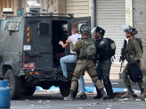 اعتقال شابين سوريين بعد مقتل جزائري