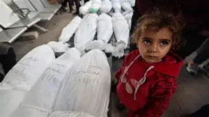 غارة إسرائيلية تبيد عائلة فلسطينية