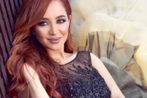 روزينا لاذقاني تدخل مجلس الشعب السوري